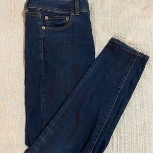 Dark blue skinny jean